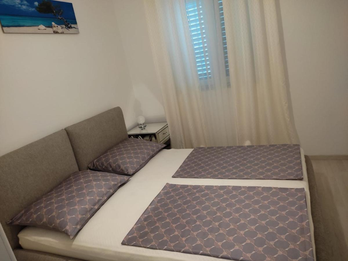 Apartment Josip 2 Tribalj Buitenkant foto