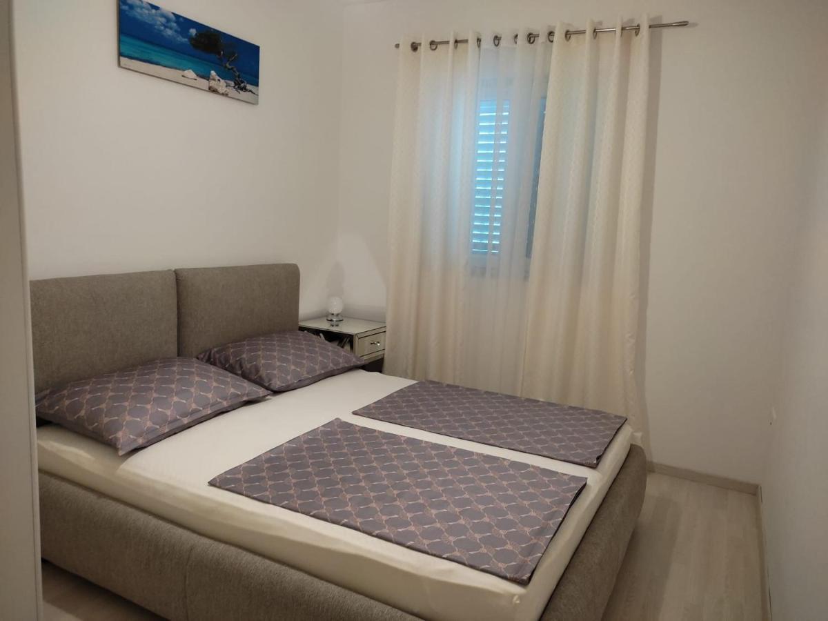 Apartment Josip 2 Tribalj Buitenkant foto