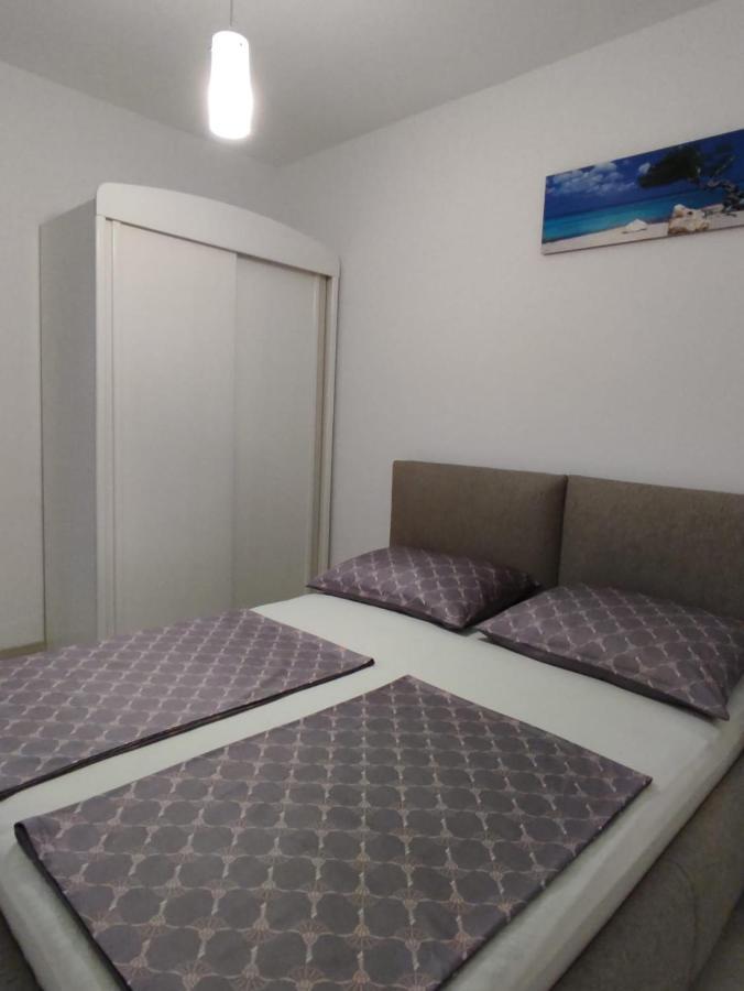 Apartment Josip 2 Tribalj Buitenkant foto
