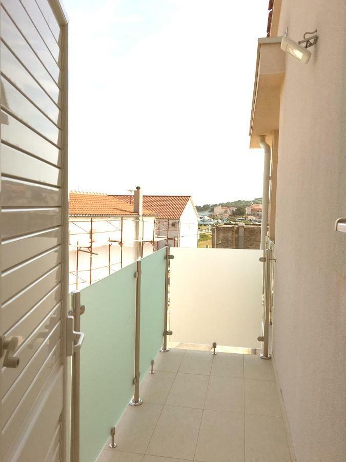 Apartment Josip 2 Tribalj Buitenkant foto